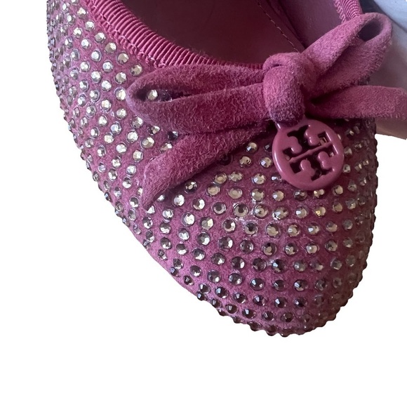 TORY BURCH Phoenix Soho Lux Suede Crystal Jeweled Conceria Cameo Pumps - Picture 5 of 8